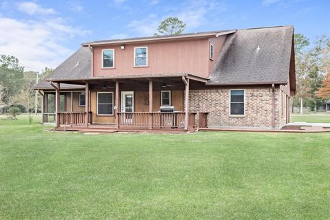Tiny photo for 203 Magnolia Trail, Silsbee, TX 77656 (MLS # 13608326)