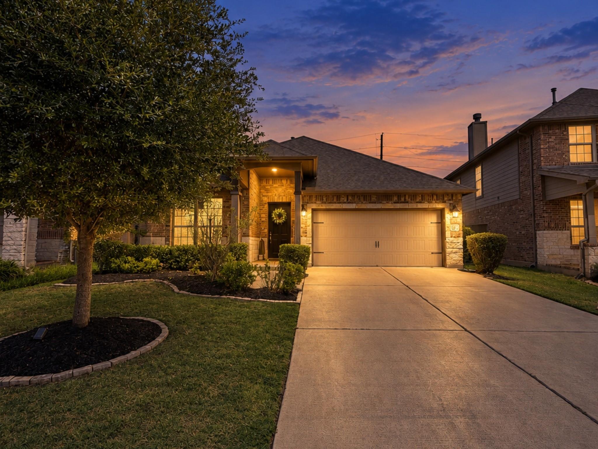 1122 Orange Dawn Drive