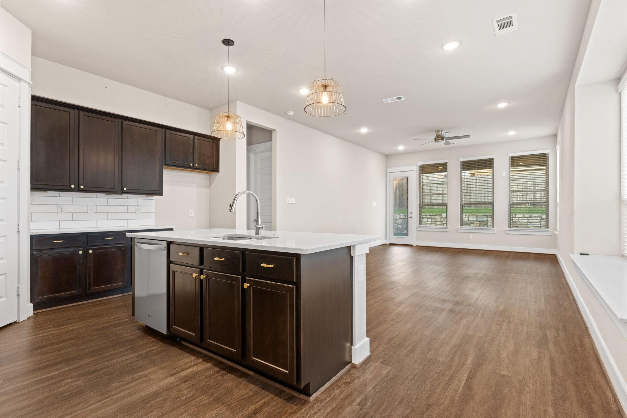 5323 Wyatt James Lane