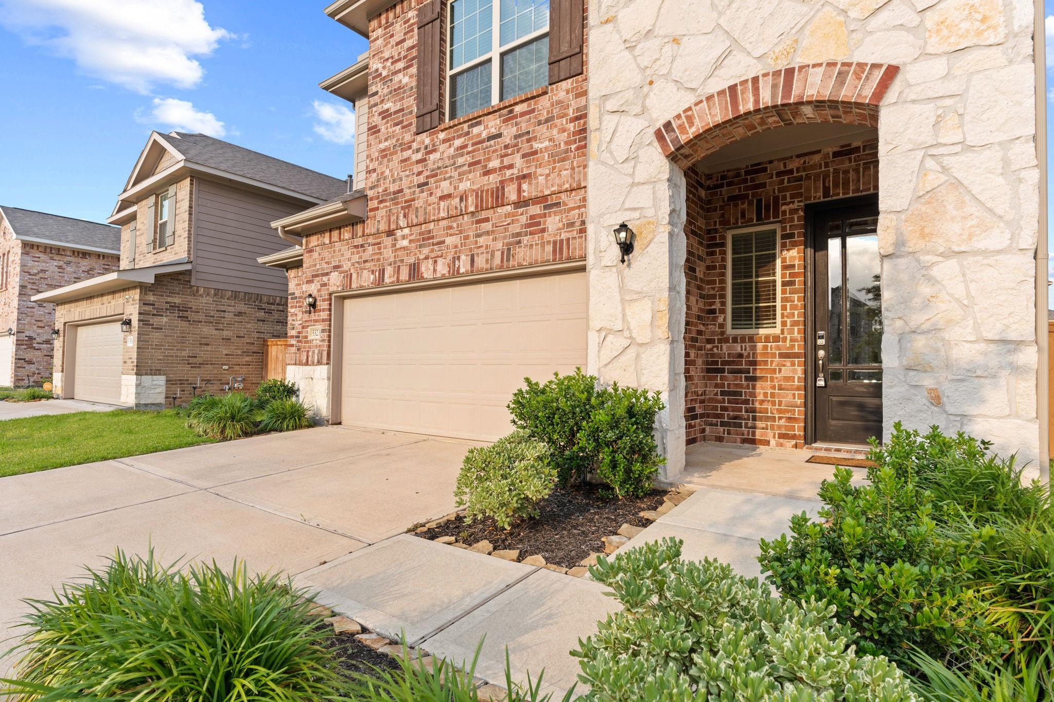 5323 Wyatt James Lane