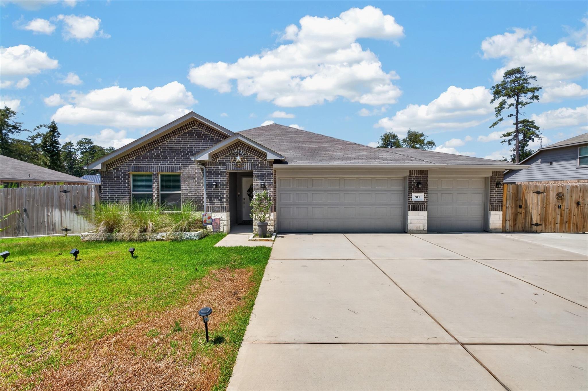 815 Republic Road