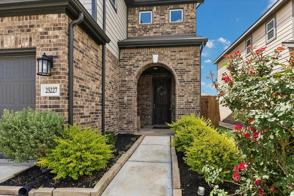 Photo of 25227 Sierra Manor Court, Katy, TX 77493 (MLS # 35142879)
