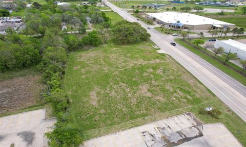 502 W Cedar Bayou Lynchburg Road Baytown TX 77521