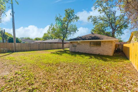 Tiny photo for 10126 Pine Moss Drive, Houston, TX 77040 (MLS # 63100915)