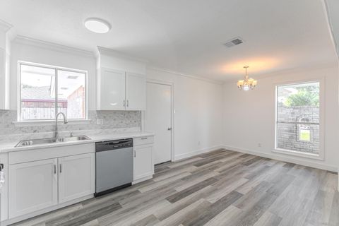 Tiny photo for 10126 Pine Moss Drive, Houston, TX 77040 (MLS # 63100915)