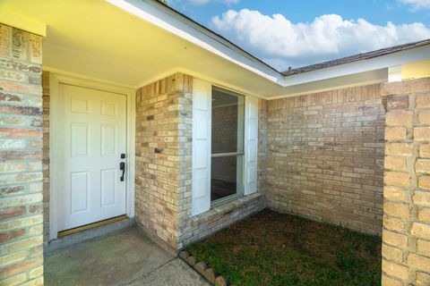 Tiny photo for 10126 Pine Moss Drive, Houston, TX 77040 (MLS # 63100915)