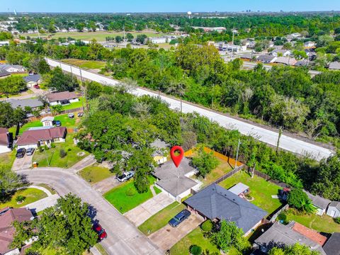 Tiny photo for 10126 Pine Moss Drive, Houston, TX 77040 (MLS # 63100915)