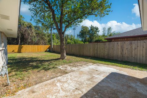 Tiny photo for 10126 Pine Moss Drive, Houston, TX 77040 (MLS # 63100915)