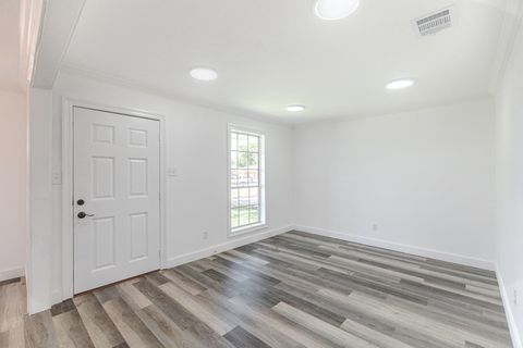 Tiny photo for 10126 Pine Moss Drive, Houston, TX 77040 (MLS # 63100915)