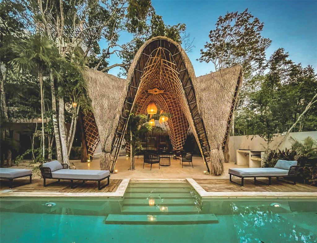 Photo of 8 Amar Tulum, TX 77760 (MLS # 93491453)