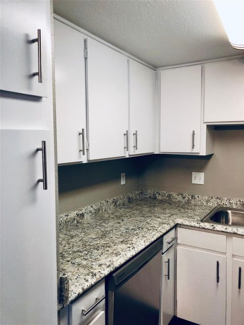 Photo of 217 Church Street #101, Galveston, TX 77550 (MLS # 72253767) Photo of 217 Church Street #101, Galveston, TX 77550 (MLS # 72253767)