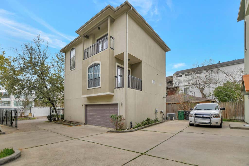 Photo of 4306 Oreilly Street #A, Houston, TX 77007 (MLS # 49136351)