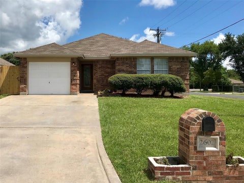 Homes For Rent - 2602 27th Avenue<br/> Texas City, TX 77590
