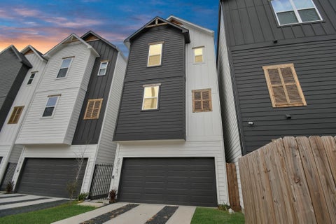 Photo of 2015 Cochran Street, Houston, TX 77009 (MLS # 62274294)