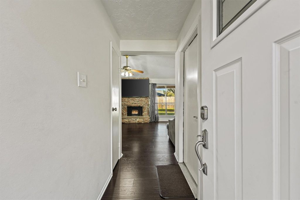 Photo of 7614 Kite Hill Drive, Houston, TX 77041 (MLS # 98715198)