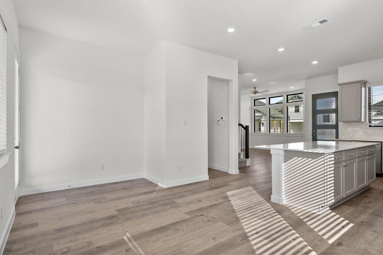 1103 Mercantile Street