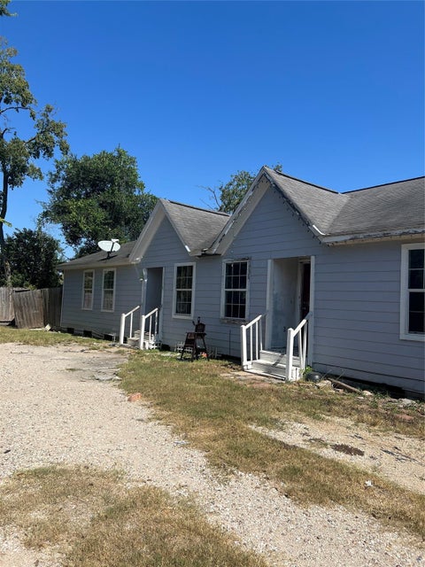 Multifamily For Sale - 1406 W Homer Street #5<br/> Houston, TX 77091
