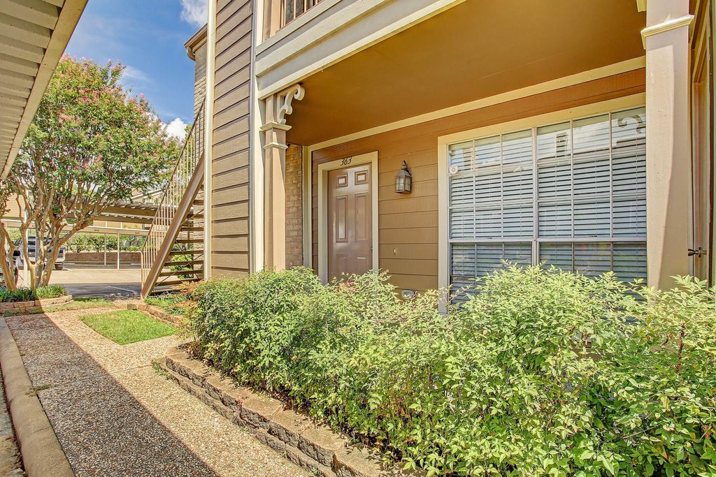 Photo of 1860 White Oak Dr #363, Houston, TX 77009 (MLS # 85756533)