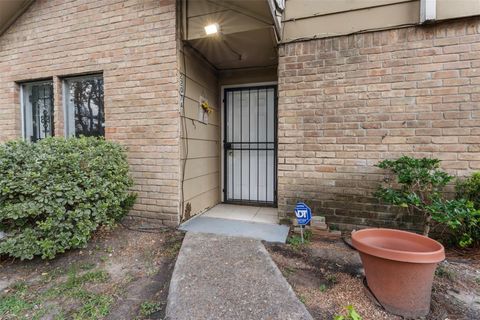 Tiny photo for 12207 W Village Drive #A, Houston, TX 77039 (MLS # 97400729)