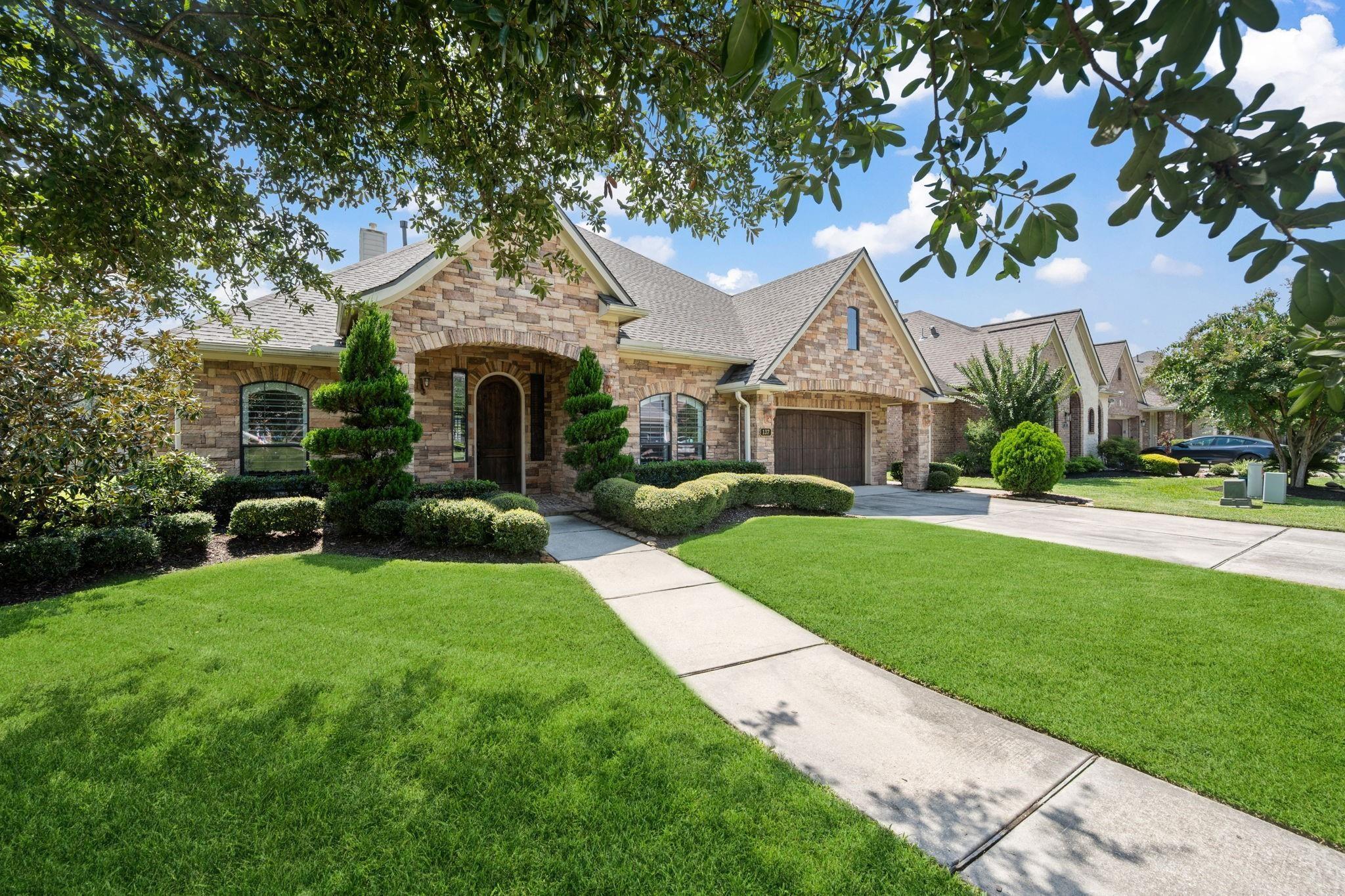 137 Silverwood Ranch Drive