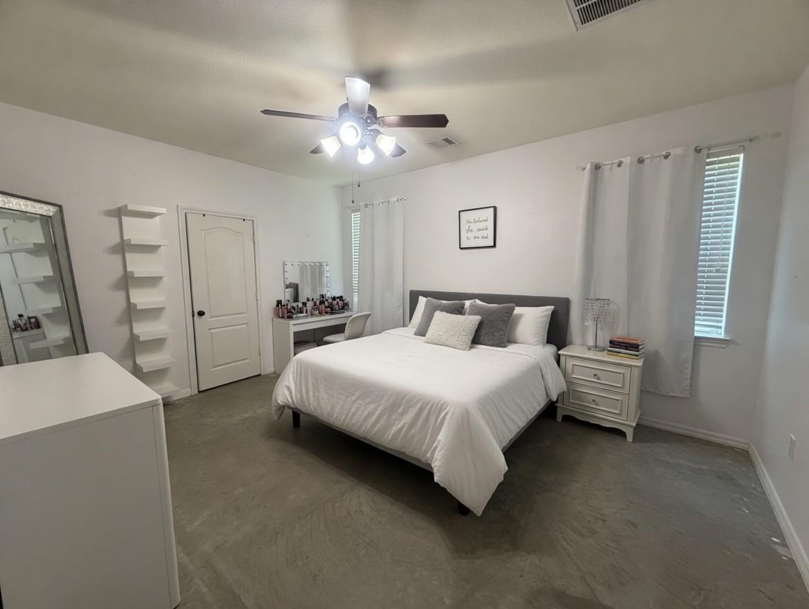 24826 Lakecrest Village Drive