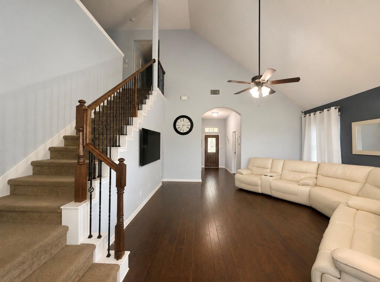 24826 Lakecrest Village Drive