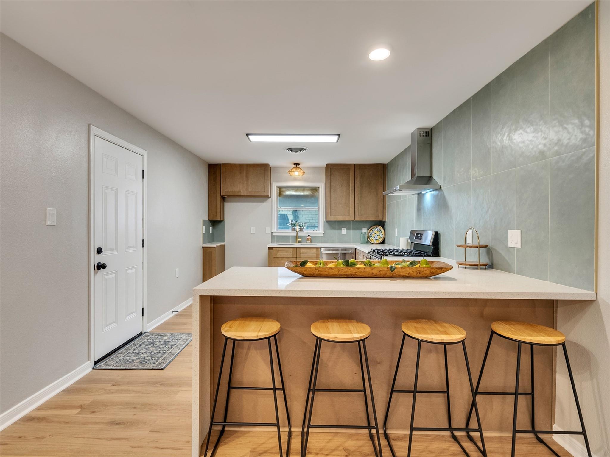 6614 Golf Crest Drive