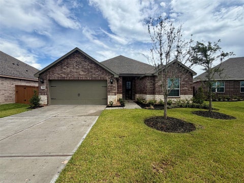 Homes For Sale - 3102 Banyan Drive<br/> Texas City, TX 77510