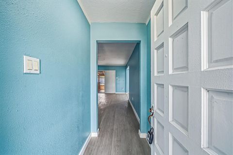 Tiny photo for 10606 Kirkdale Drive, Houston, TX 77089 (MLS # 10240359)