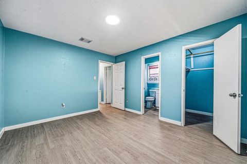 Tiny photo for 10606 Kirkdale Drive, Houston, TX 77089 (MLS # 10240359)