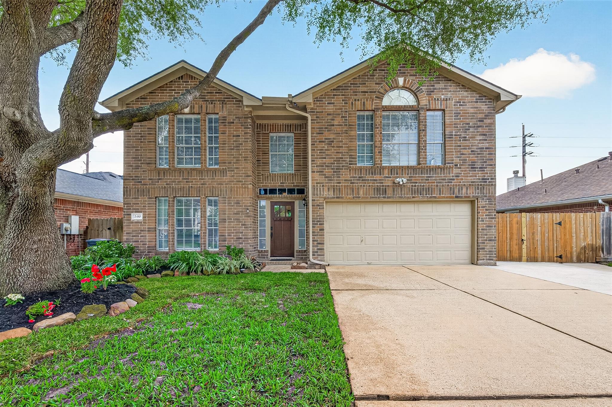 2410 Tourney Lane