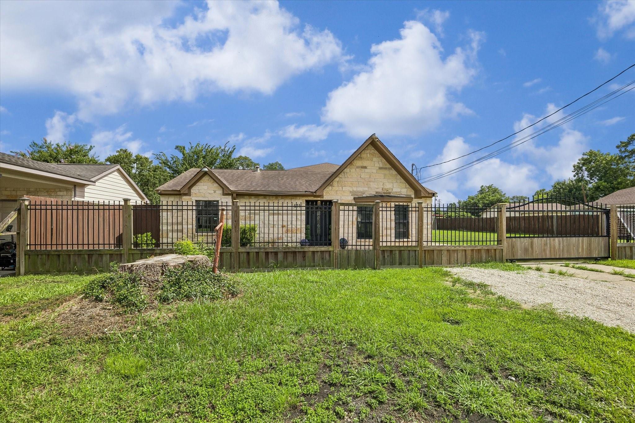 511 Avenue I