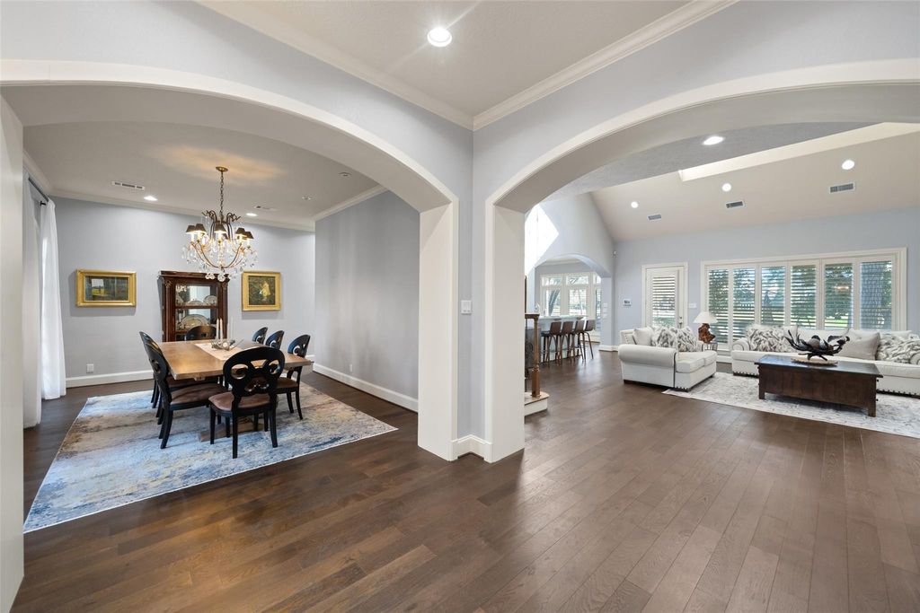 Photo of 42 Forest Green Trail, Kingwood, TX 77339 (MLS # 37356669)