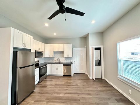 Photo of 225 N Everton Street #4, Houston, TX 77003 (MLS # 91504655)