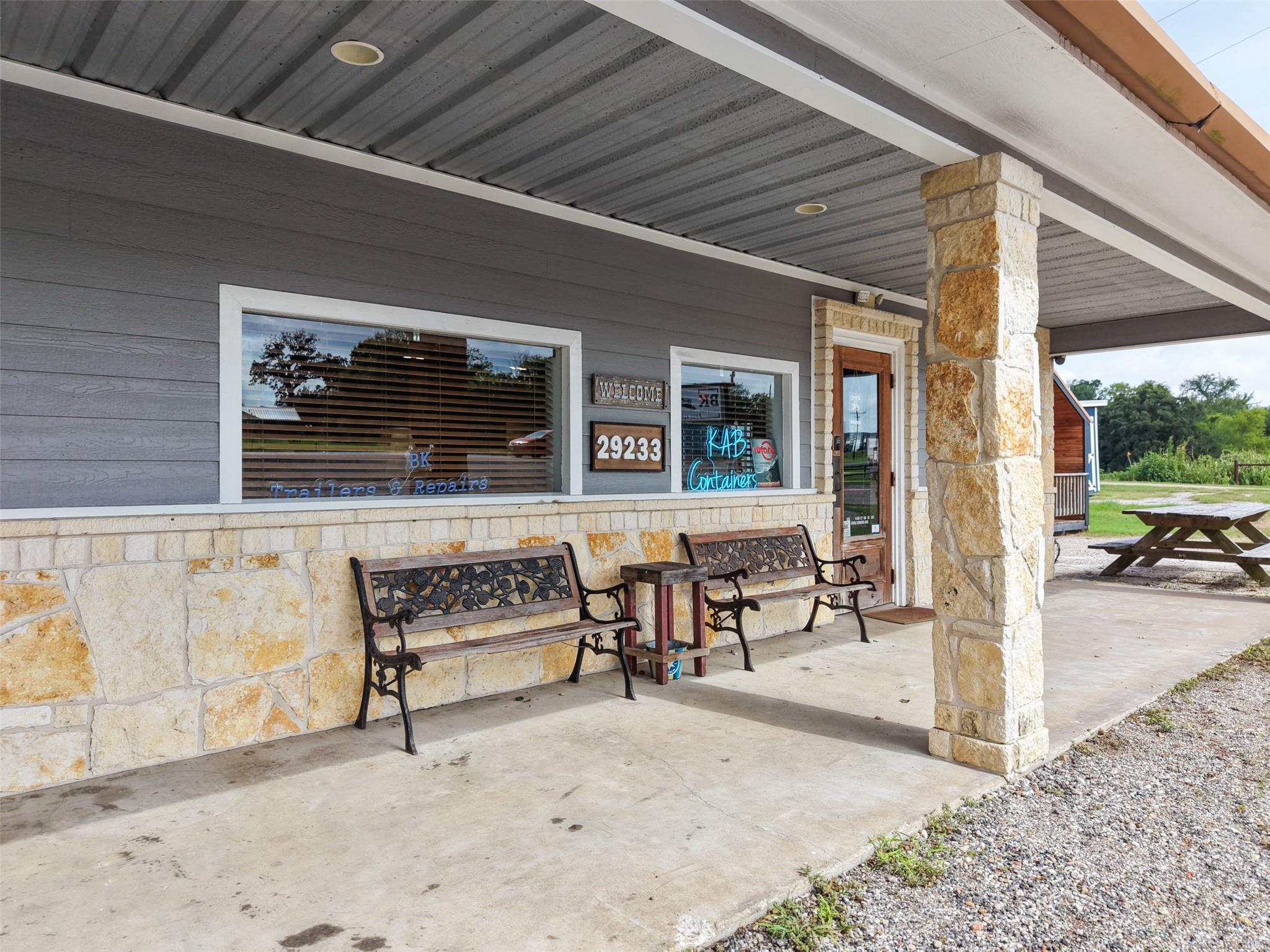 29233 Highway 6