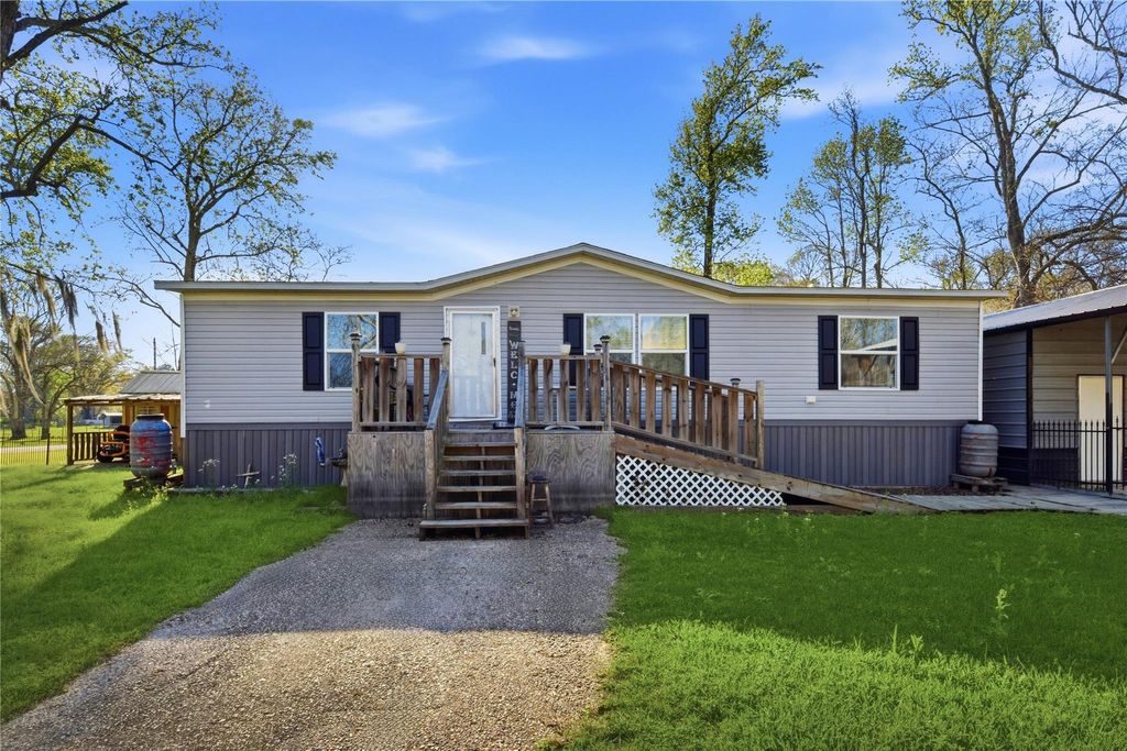 Photo of 88 County Road 1333, Liberty, TX 77575 (MLS # 51339205)