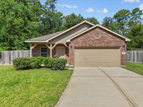 Photo of 812 Backstay Court, Crosby, TX 77532 (MLS # 98119864) Photo of 812 Backstay Court, Crosby, TX 77532 (MLS # 98119864)