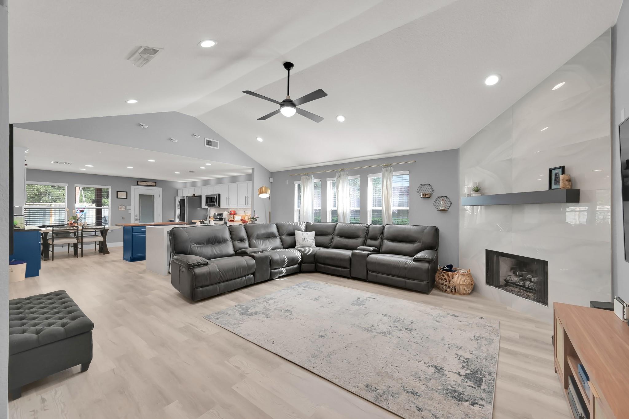 123 Genesee Ridge Drive