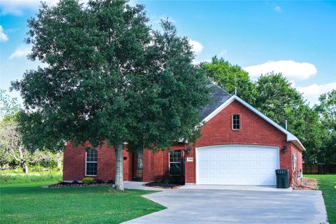 Photo of 5468 Hogaboom Road, Groves, TX 77619 (MLS # 3017258)