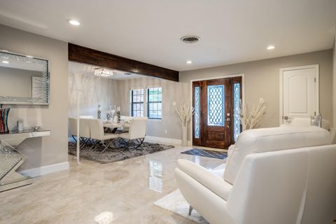 12739 Memorial Drive Houston TX 77024