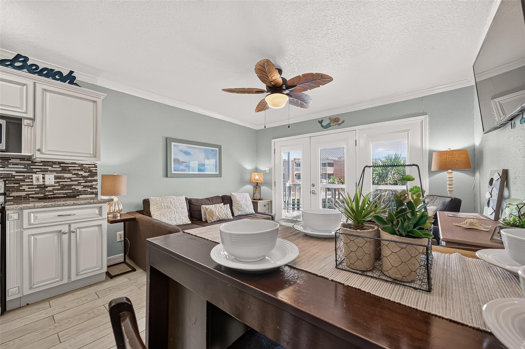 6300 Seawall Boulevard 9203