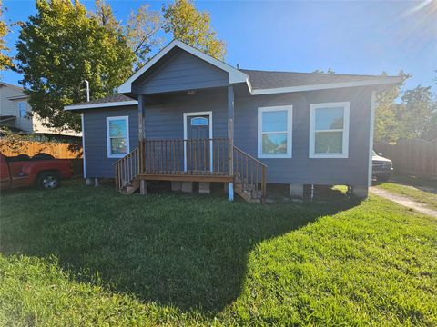 Photo of 1930 Cromwell Street, Houston, TX 77093 (MLS # 83746632)