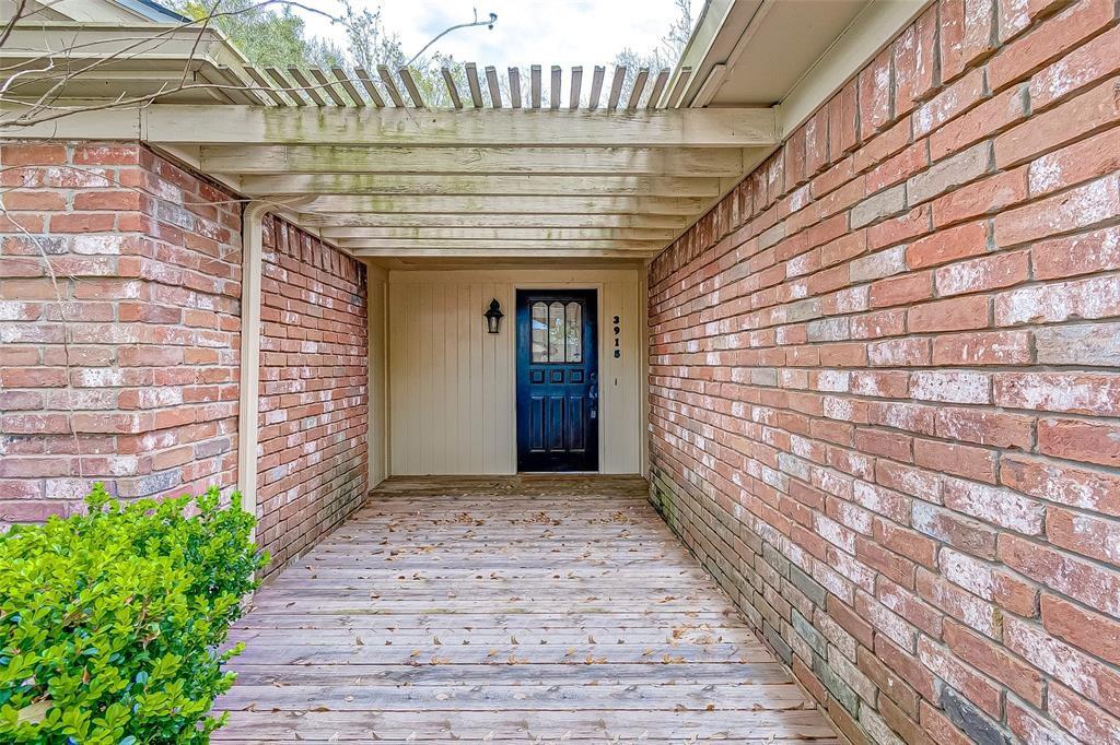 3915 Stovepipe Lane
