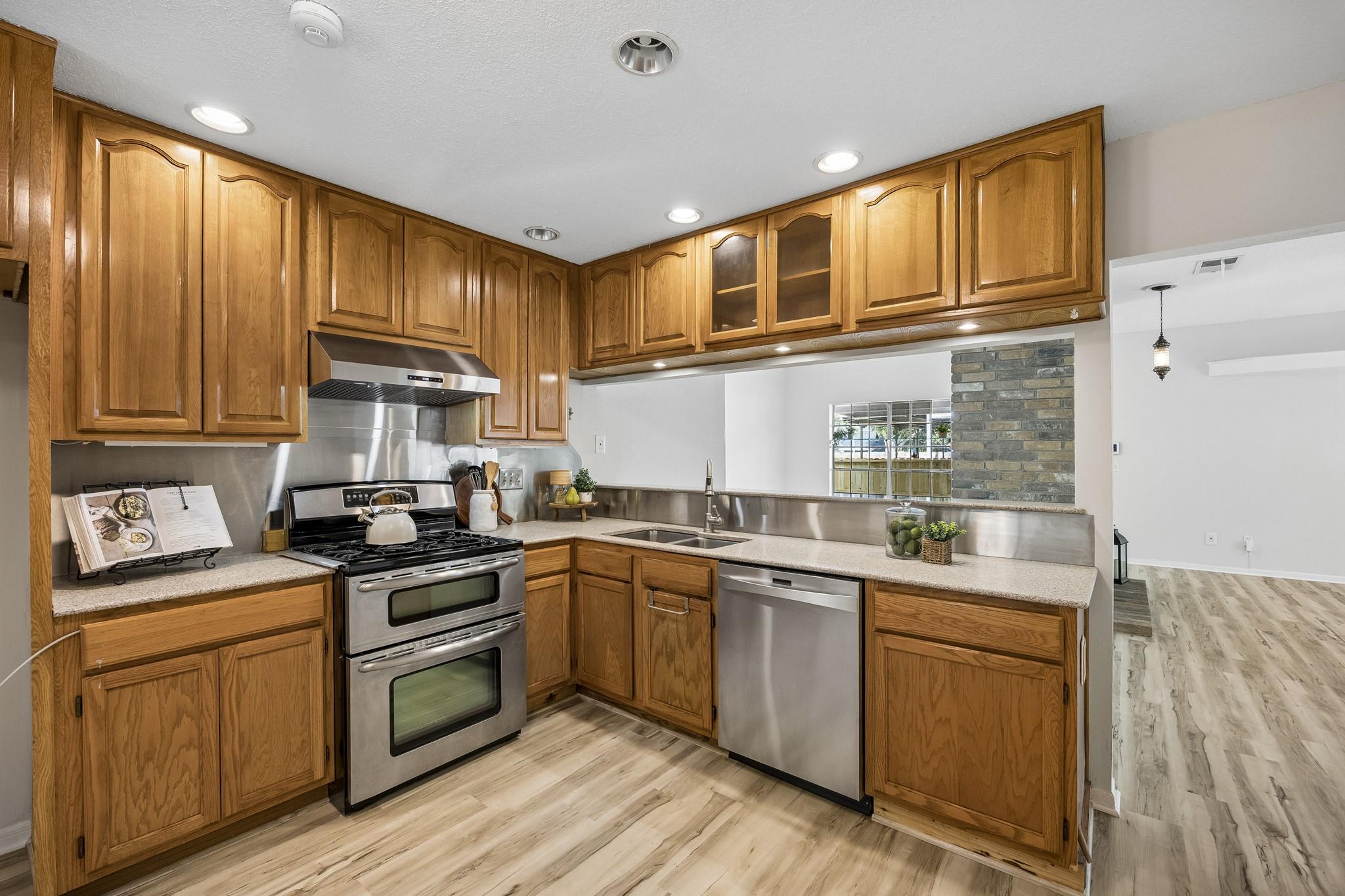2716 Village Mills Drive