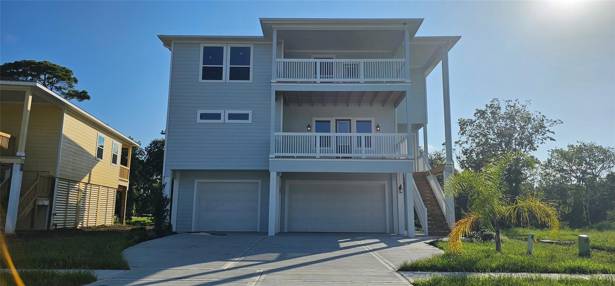 3713 Peacock Isle Drive