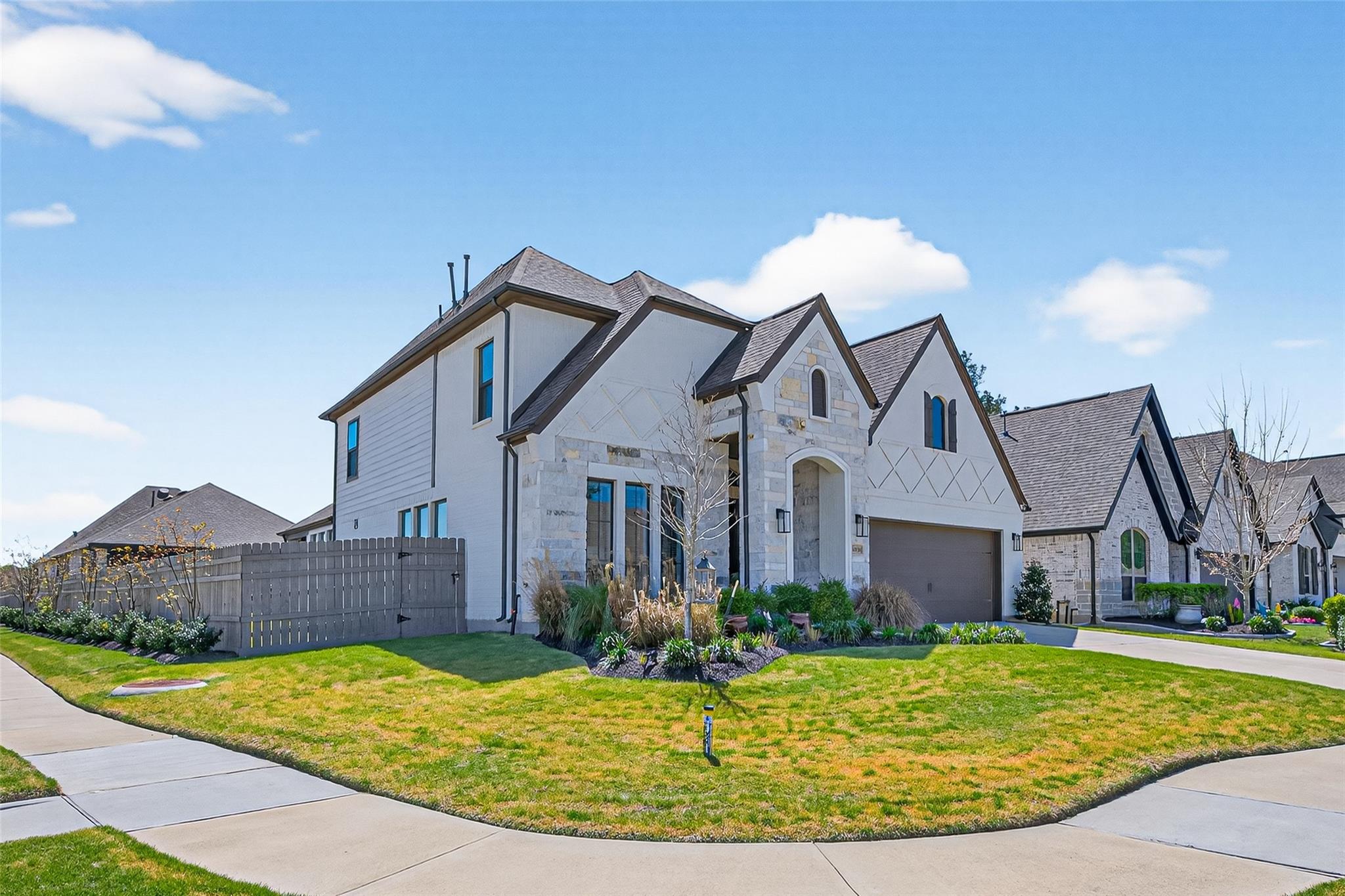 14920 Scarlet Branch Drive