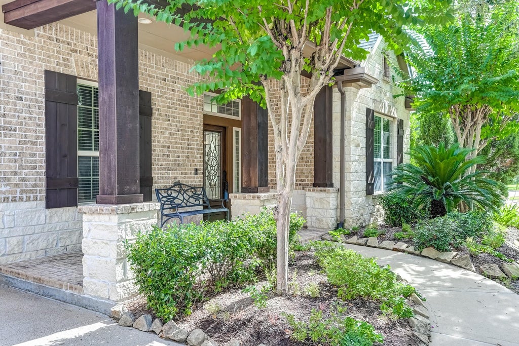 Photo of 19708 N San Gabriel River Circle, Cypress, TX 77433 (MLS # 37305129)