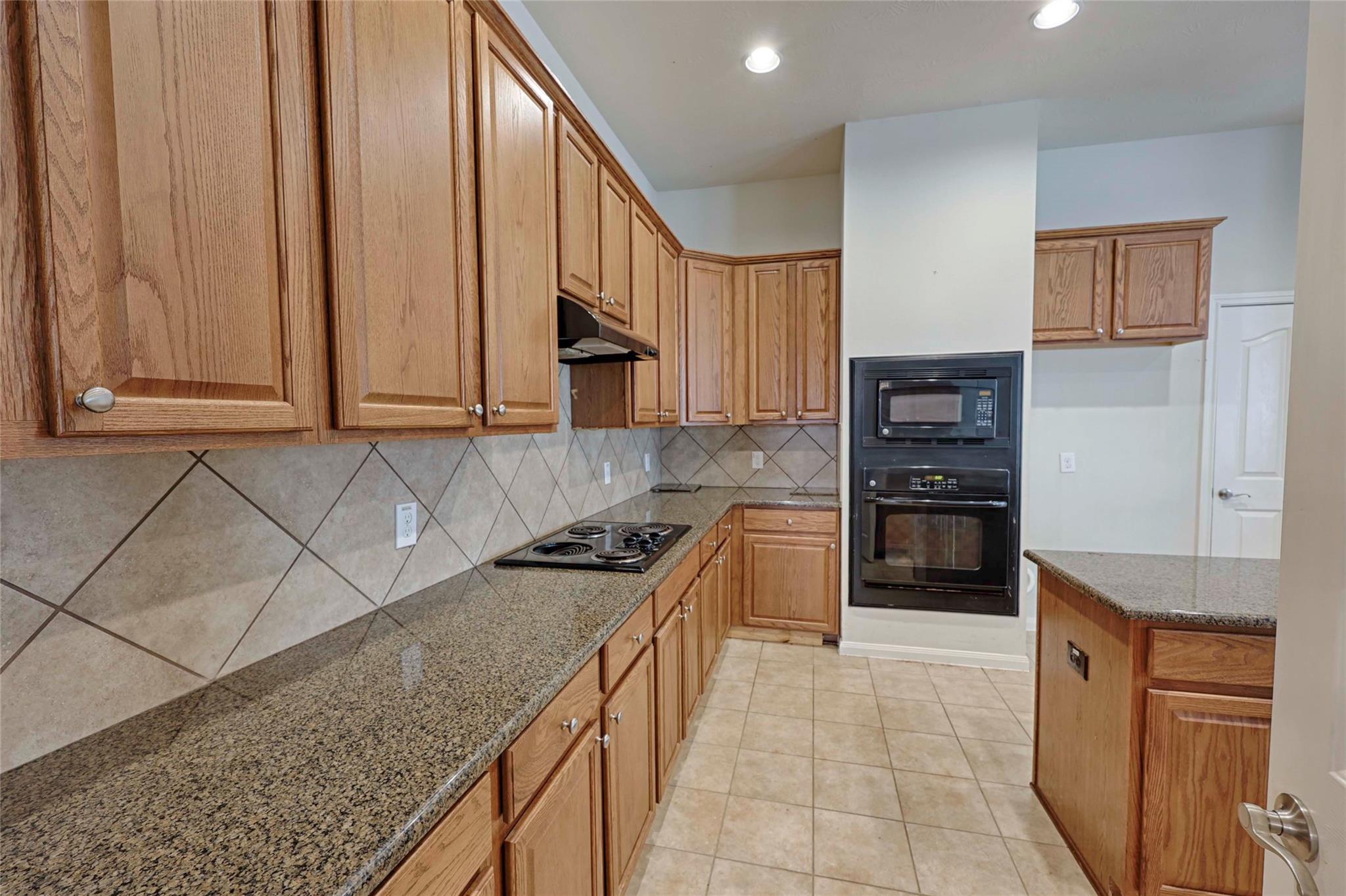 3218 Longhorn Circle