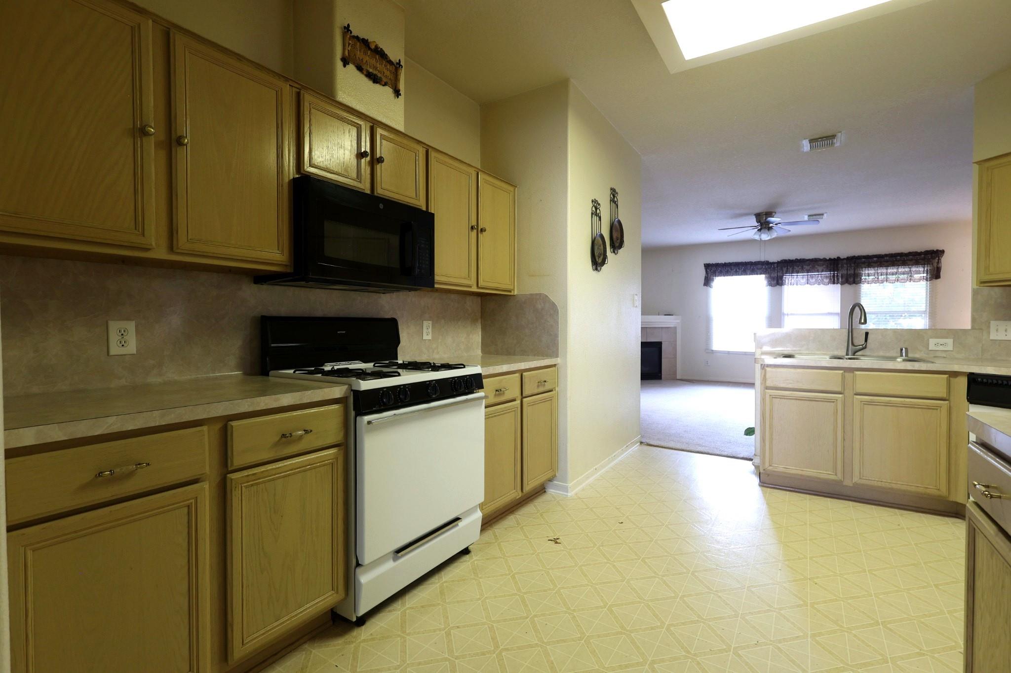 15507 Hazel Thicket Trail