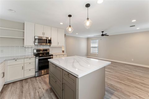 Tiny photo for 809 E 40th Street, Houston, TX 77022 (MLS # 5952260)